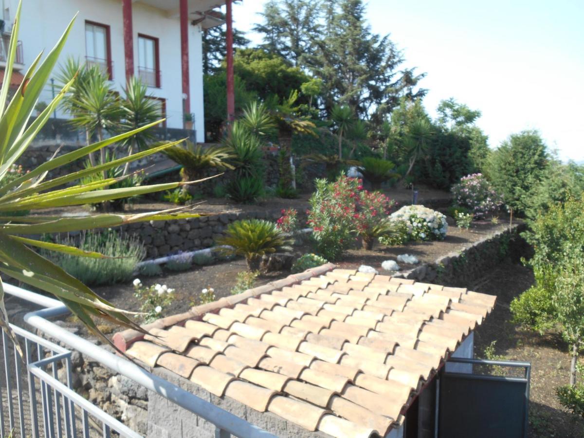 Al Villino Sunrise In Villa Con Piscina Ed Idromassaggio SantʼAlfio Exterior foto